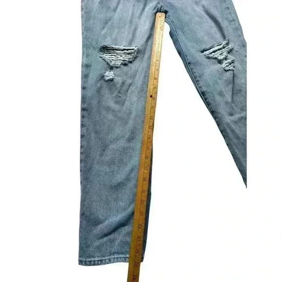 MADEWELL The Mom Jean High Rise in Gilford Light Wash Ripped Edition Size 26 - Picture 7 of 7